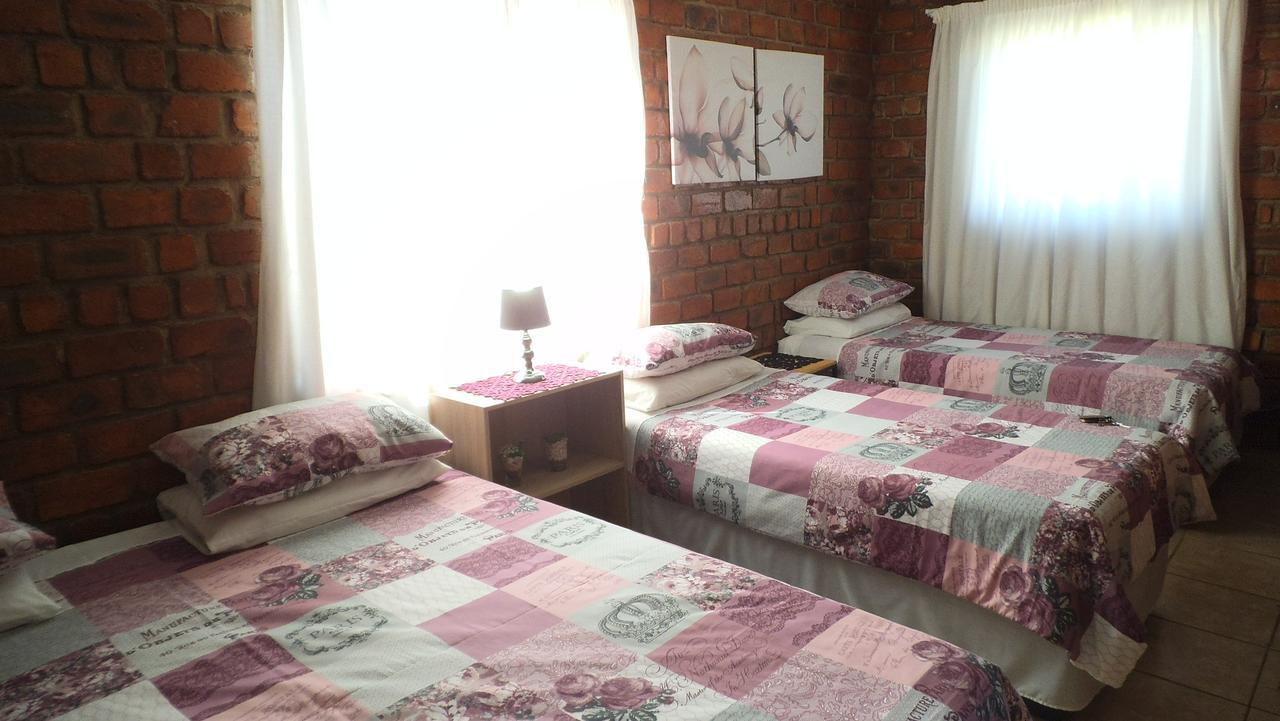 Pondoki Rest Camp Grootfontein Exterior foto