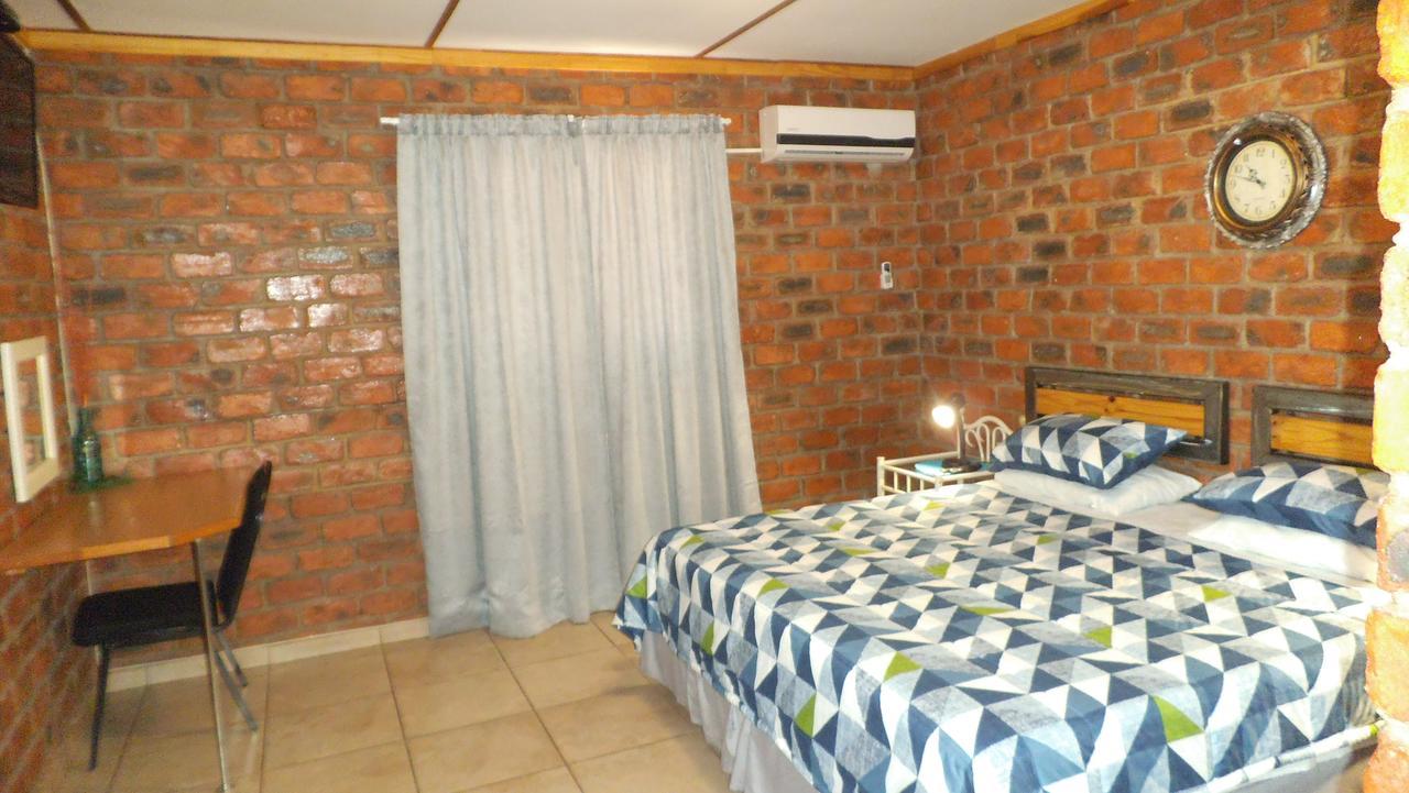 Pondoki Rest Camp Grootfontein Exterior foto