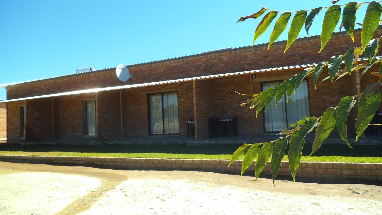 Pondoki Rest Camp Grootfontein Exterior foto