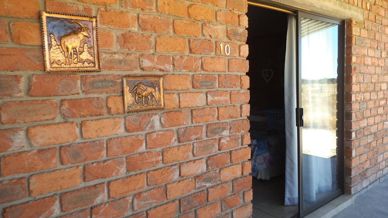 Pondoki Rest Camp Grootfontein Exterior foto