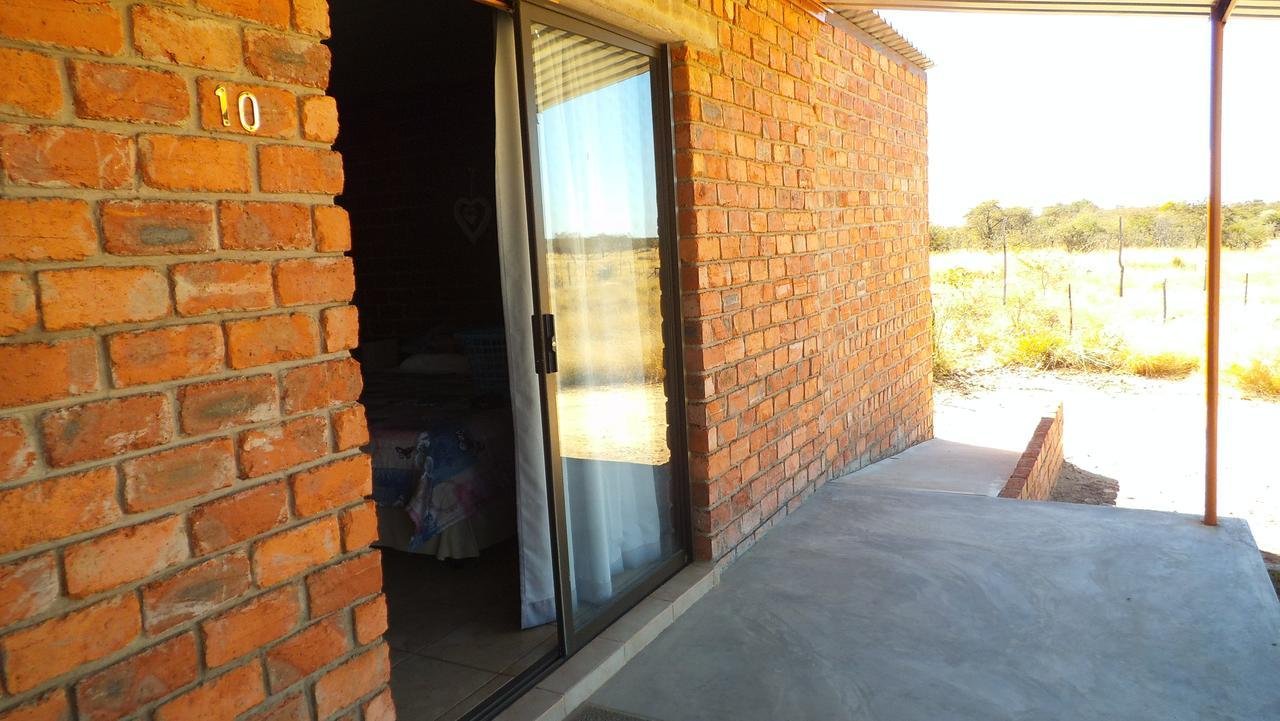 Pondoki Rest Camp Grootfontein Exterior foto