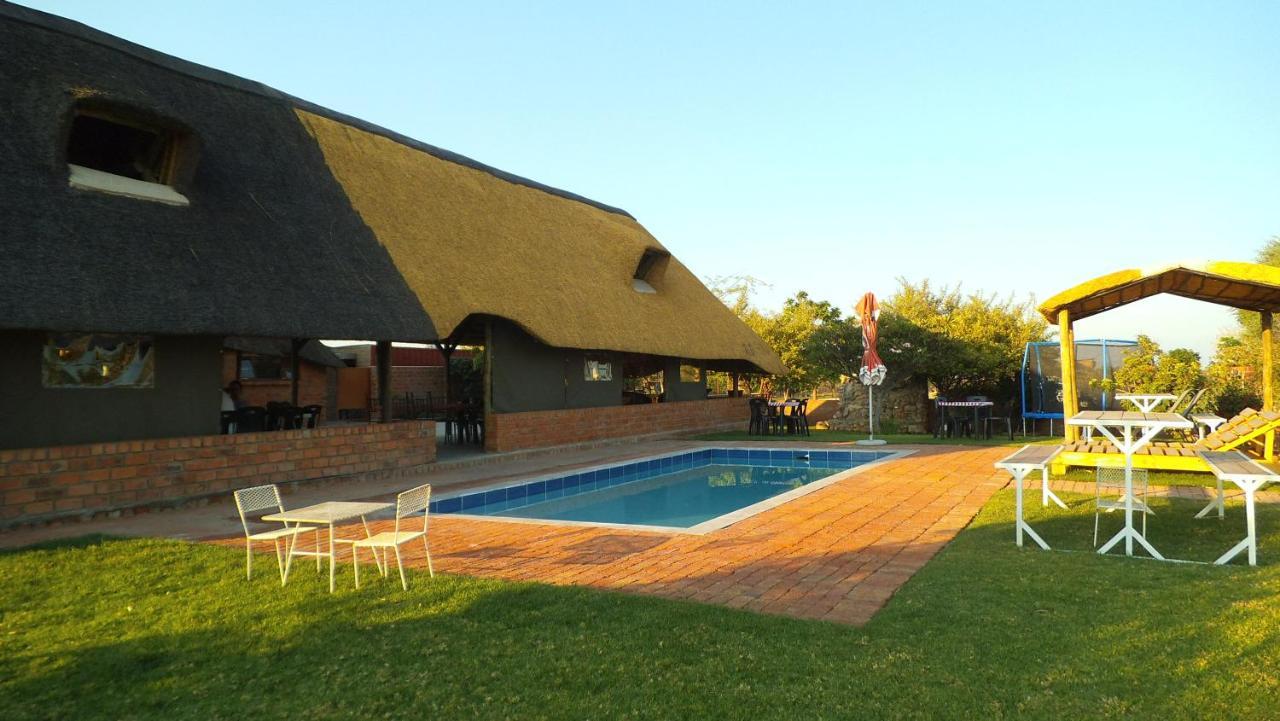 Pondoki Rest Camp Grootfontein Exterior foto